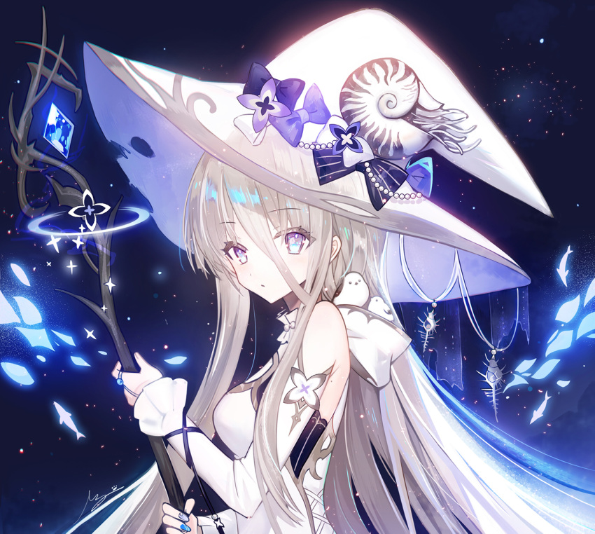 1girl animal bangs bare_shoulders bird blue_gemstone bow breasts brown_hair closed_mouth commentary_request detached_sleeves dress from_side gem hair_between_eyes hat hat_bow highres holding holding_staff juexing_(moemoe3345) long_hair long_sleeves looking_at_viewer looking_to_the_side medium_breasts nautilus_(animal) original purple_bow purple_eyes sleeveless sleeveless_dress solo staff upper_body very_long_hair white_dress white_headwear white_sleeves