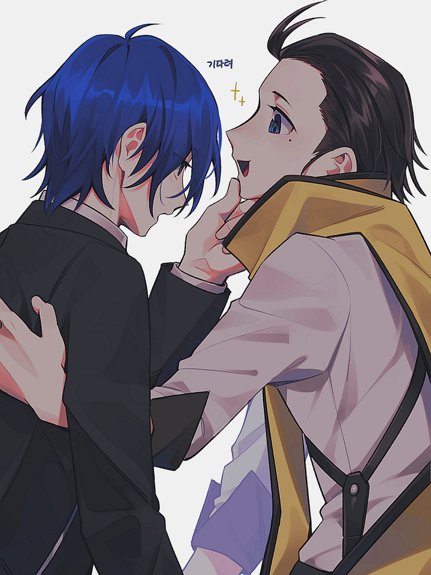 2boys black_hair blue_eyes blue_hair elut from_side gekkoukan_high_school_uniform hand_on_another's_chin highres looking_at_another male_focus mochizuki_ryouji mole multiple_boys open_mouth persona persona_3 profile scarf school_uniform short_hair smile sparkle suspenders upper_body white_background yaoi yellow_scarf yuuki_makoto_(persona_3)