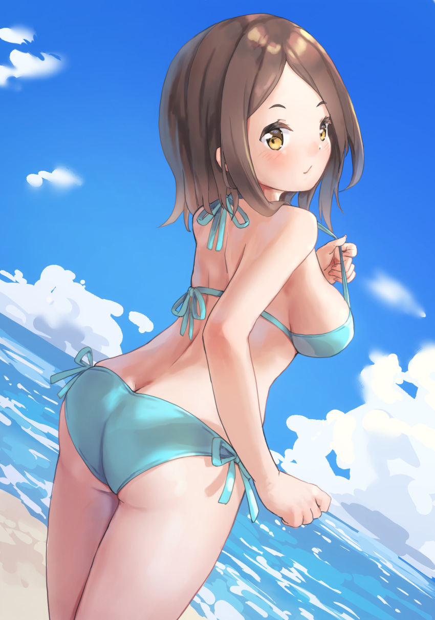 1girl aqua_bikini ass back bangs beach bikini blue_bikini blue_sky blush breasts brown_eyes brown_hair cloud cloudy_sky day from_behind halterneck highres horizon kyon_(kyouhei-takebayashi) looking_at_viewer looking_back medium_breasts ocean original outdoors sand shore sky smile solo standing string_bikini swimsuit water waves