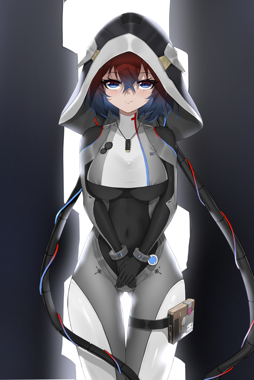 1girl absurdres bodysuit breasts collar covered_navel dai_mao_xuan_yi flash_drive heterochromia highres hood jewelry looking_at_viewer lyra_(tower_of_fantasy) medium_breasts multicolored_hair necklace own_hands_clasped own_hands_together simple_background skin_tight smile solo standing thighlet tower_of_fantasy