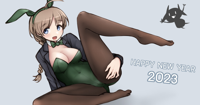 1girl 2023 ahoge animal_ears black_pantyhose bow bowtie braid breasts brown_hair chinese_zodiac cleavage covered_navel detached_collar green_bow green_bowtie green_leotard grey_background grey_eyes grey_jacket happy_new_year highres jacket leotard lynette_bishop m1saki_1 medium_breasts miyafuji_yoshika open_clothes open_jacket pantyhose playboy_bunny rabbit_ears rabbit_tail silhouette_demon simple_background single_braid solo spread_legs strike_witches tail world_witches_series wrist_cuffs year_of_the_rabbit