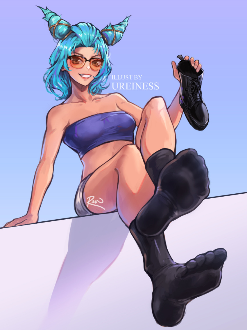 1girl bandeau bare_arms bare_shoulders black_footwear black_socks blue_background blue_hair boots boots_removed breasts commentary cone_hair_bun feet foot_focus foreshortening grin hair_bun hand_up highres holding league_of_legends legs looking_at_viewer midriff no_shoes ocean_song_zeri raion_rennes short_hair simple_background sitting small_breasts smile socks soles solo strapless sunglasses thighs toes tube_top zeri_(league_of_legends)