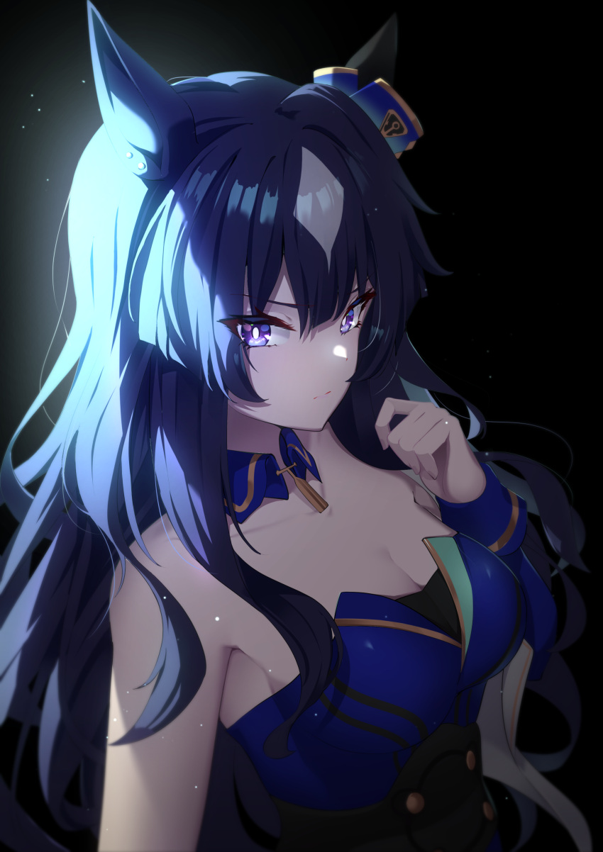 1girl absurdres animal_ears bare_arms bare_shoulders black_hair blue_dress blush breasts cleavage commentary dark_background dress highres horse_ears horse_girl large_breasts long_hair looking_at_viewer mole mole_under_eye purple_eyes simple_background smile solo strapless strapless_dress sunny_(20597521) umamusume upper_body verxina_(umamusume) very_long_hair wrist_cuffs