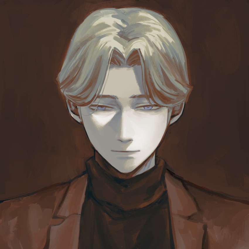 1boy bangs blonde_hair blue_eyes brown_jacket closed_mouth highres jacket johan_liebert looking_at_viewer male_focus monster_(manga) parted_bangs short_hair smile solo suit_jacket turtleneck xi_hsi