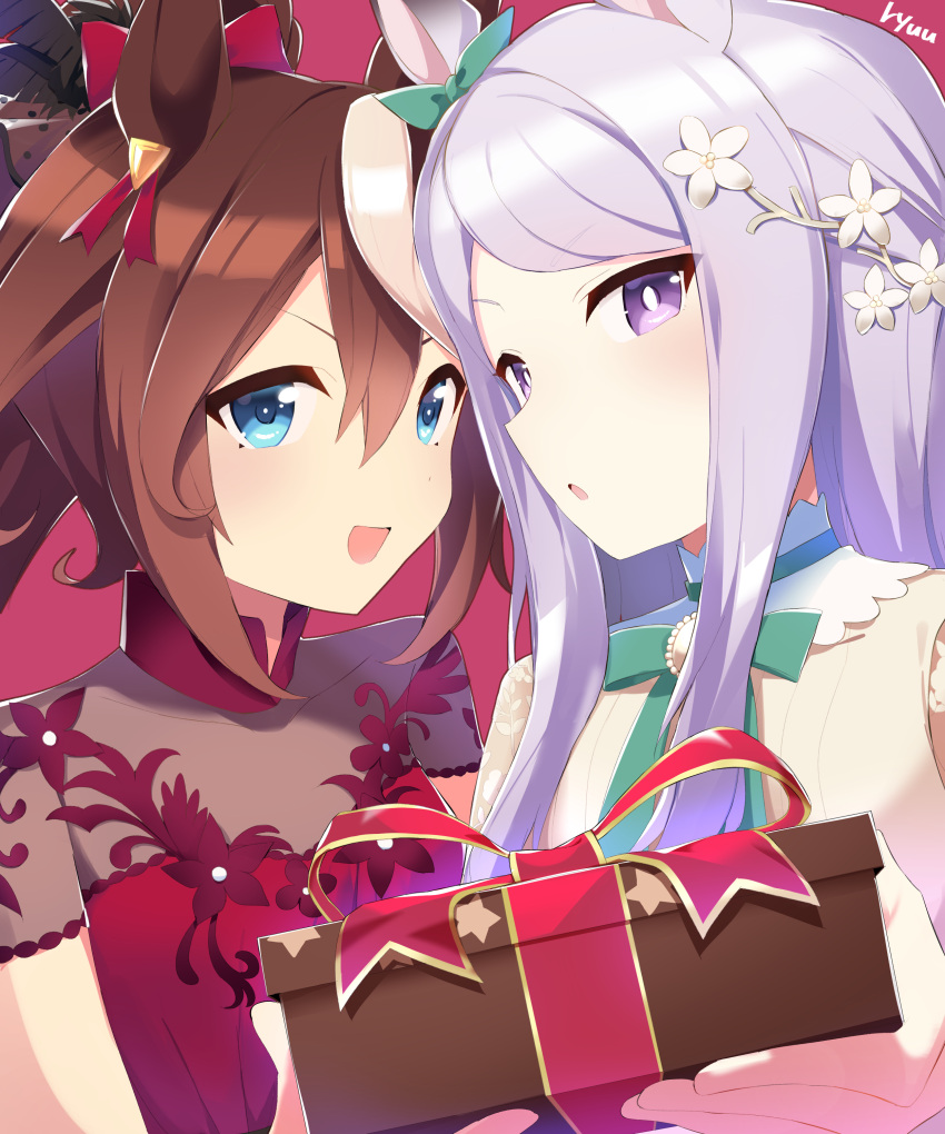 2girls absurdres animal_ears artist_name bangs blue_eyes blush bow brown_hair commentary dress ear_ornament gift giving hair_bow hair_ornament high_collar highres holding holding_gift horse_ears horse_girl long_hair looking_at_viewer mejiro_mcqueen_(umamusume) multicolored_hair multiple_girls open_mouth parted_lips ponytail purple_eyes purple_hair red_bow red_dress ryuu_(ryuraconis) short_sleeves sidelocks signature smile star_(symbol) streaked_hair tokai_teio_(umamusume) umamusume valentine white_dress white_hair
