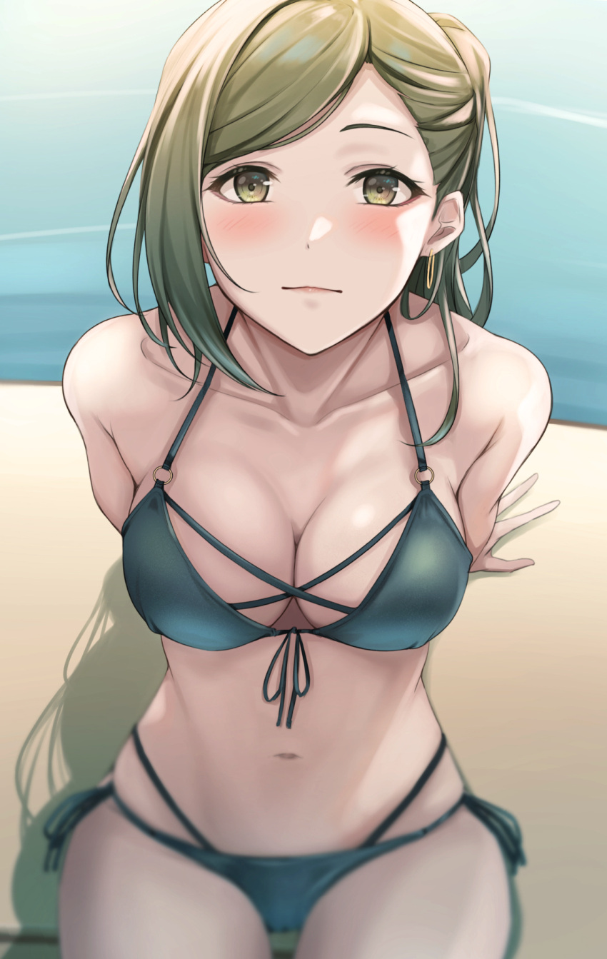 1girl arm_support bangs bikini blurry blush breasts cleavage commentary_request depth_of_field front-tie_bikini_top front-tie_top green_bikini green_hair highres idolmaster idolmaster_shiny_colors looking_at_viewer medium_breasts medium_hair nanakusa_hazuki navel side-tie_bikini_bottom solo string_bikini swept_bangs swimsuit yellow_eyes yuzuyu_(hyui)