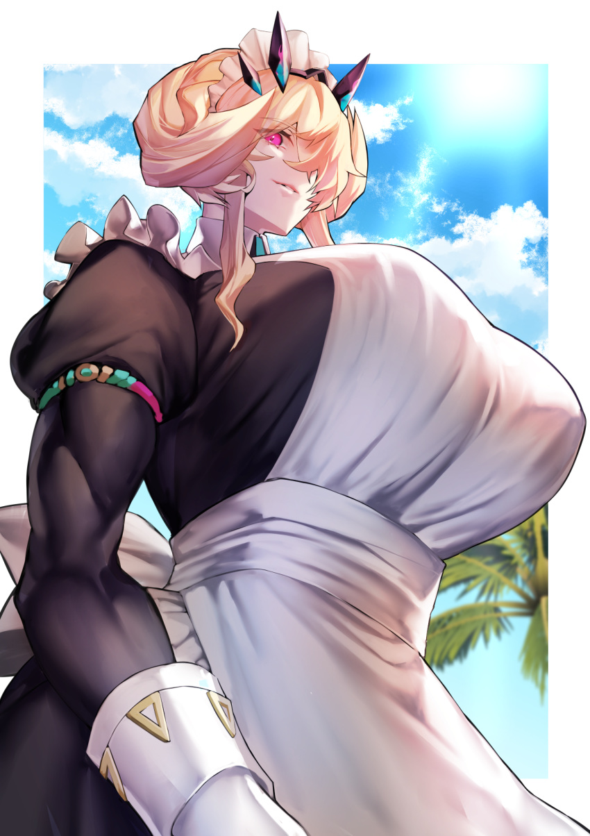 1girl apron barghest_(fate) barghest_(swimsuit_archer)_(fate) biceps black_dress blonde_hair blue_sky breasts collared_dress dress fate/grand_order fate_(series) gloves hair_over_one_eye highres horns huge_breasts long_sleeves looking_at_viewer maid maid_headdress medium_hair muscular muscular_female palm_tree rahato red_eyes sky smile solo tree white_apron white_gloves