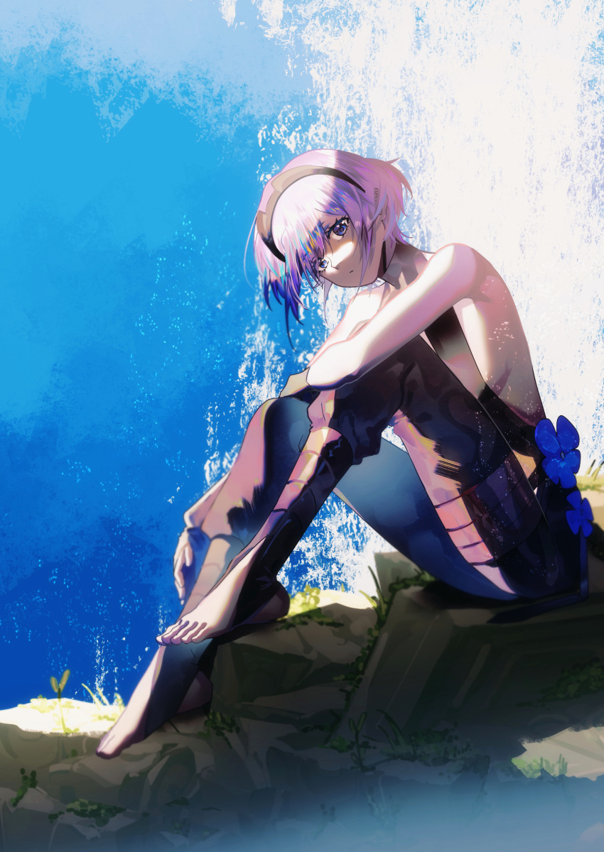 1girl absurdres backless_outfit bare_shoulders black_gloves black_hairband black_leotard blue_background blue_flower breasts closed_mouth dark-skinned_female dark_skin fate/grand_order fate_(series) fingerless_gloves flower gloves hairband hassan_of_serenity_(fate) highres leggings leotard looking_at_viewer medium_breasts multicolored_background purple_eyes purple_hair rock short_hair sideboob sitting sitting_on_rock solo user_cncn2754 white_background