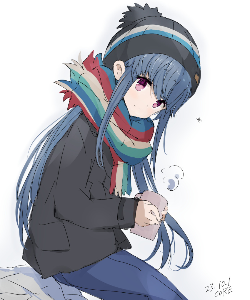 1girl artist_name beanie black_headwear blue_hair blue_pants bobblehat core_(mayomayo) cup dated from_side hat highres holding holding_cup jacket long_hair looking_at_viewer looking_to_the_side multicolored_clothes multicolored_scarf pants purple_eyes scarf shima_rin simple_background sitting smile solo striped striped_scarf very_long_hair white_background white_jacket yurucamp