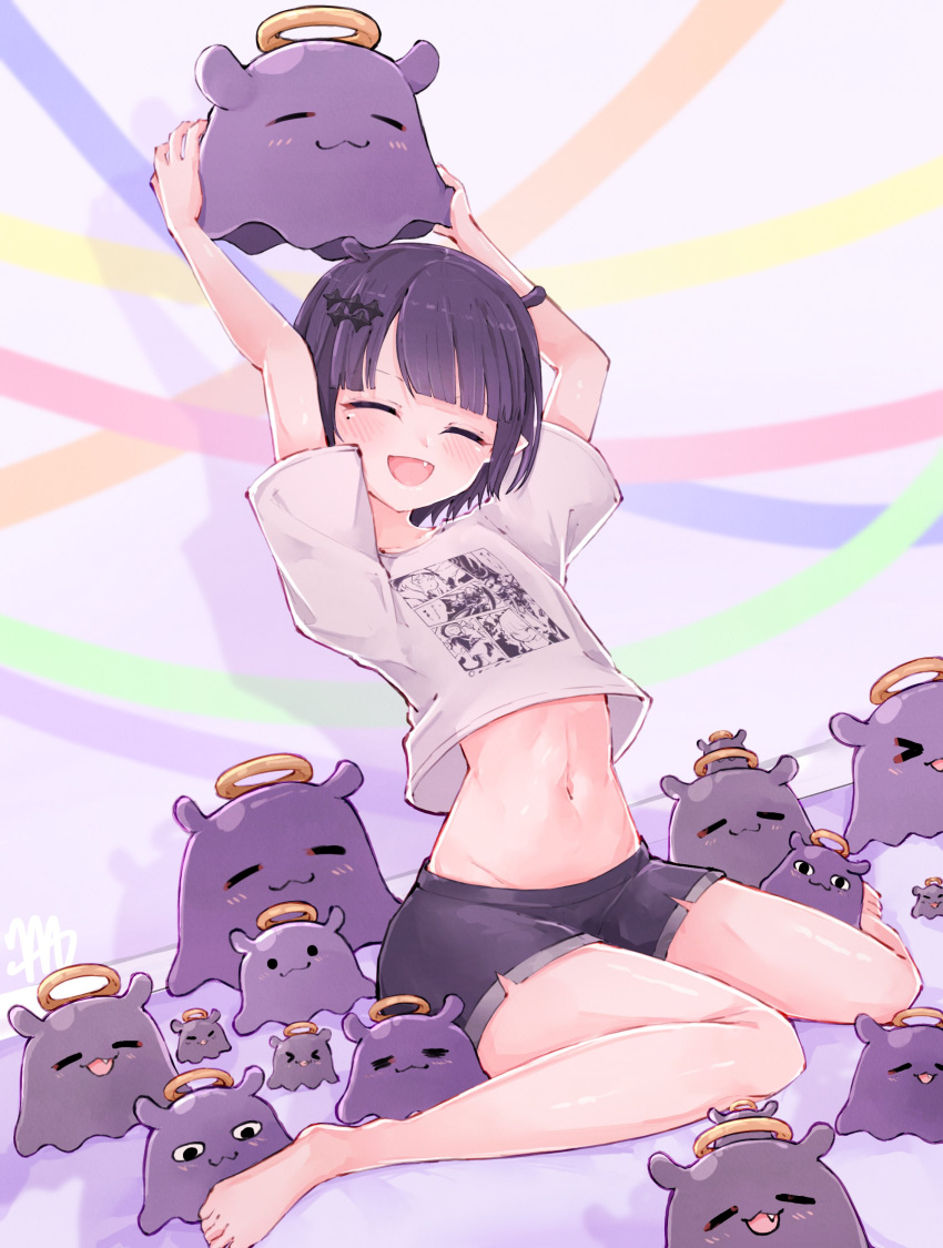 1girl absurdres arms_up barefoot black_shorts blunt_bangs blush bob_cut breasts closed_eyes commentary dutch_angle english_commentary extra_ears fang feet full_body grey_shirt hair_ornament highres holding hololive hololive_english legs ma_draws midriff mole mole_under_eye navel ninomae_ina'nis ninomae_ina'nis_(5th_costume) on_ground open_mouth parted_bangs pointy_ears purple_background shiny_skin shirt short_hair short_shorts short_sleeves shorts sidelocks signature sitting small_breasts solo t-shirt takodachi_(ninomae_ina'nis) thighs toes virtual_youtuber wariza