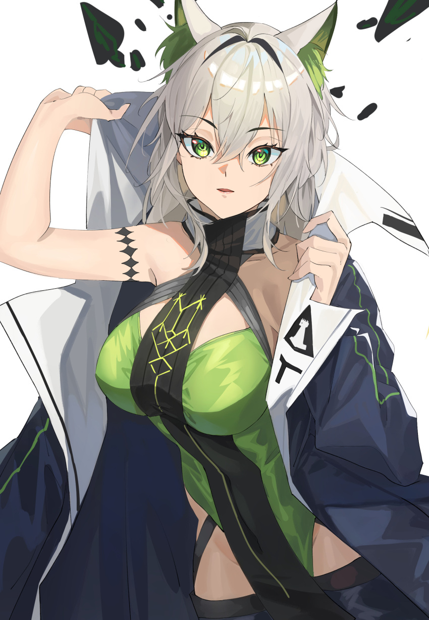 1girl absurdres animal_ear_fluff animal_ears arknights bare_shoulders black_jacket breasts cat_ears commentary_request cowboy_shot green_eyes grey_hair groin highres jacket kal'tsit_(arknights) kal'tsit_(remnant)_(arknights) large_breasts looking_at_viewer official_alternate_costume open_clothes open_jacket oripathy_lesion_(arknights) parted_lips short_hair simple_background solo soranoki white_background