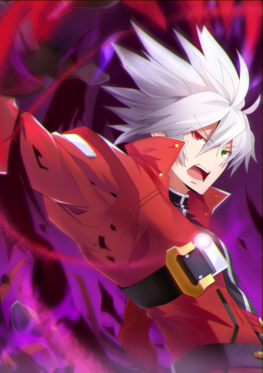 1boy absurdres ahoge belt_buckle black_shirt blazblue buckle chest_belt claws commentary_request d: devoured_by_darkness green_eyes hair_between_eyes heterochromia highres jacket long_sleeves looking_to_the_side male_focus open_mouth purple_background ragna_the_bloodedge red_eyes red_jacket shirowa shirt short_hair solo spiked_hair upper_body white_hair