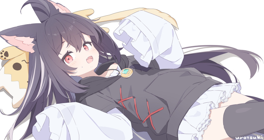 1girl animal_ear_fluff animal_ears animal_pillow artist_name black_hair black_hoodie cat_ears highres hood hoodie long_hair long_sleeves lying multicolored_hair open_mouth original pillow red_eyes simple_background skirt sleeves_past_fingers sleeves_past_wrists solo urotsuki_(2013.04) very_long_hair virtual_youtuber white_background white_hair white_skirt