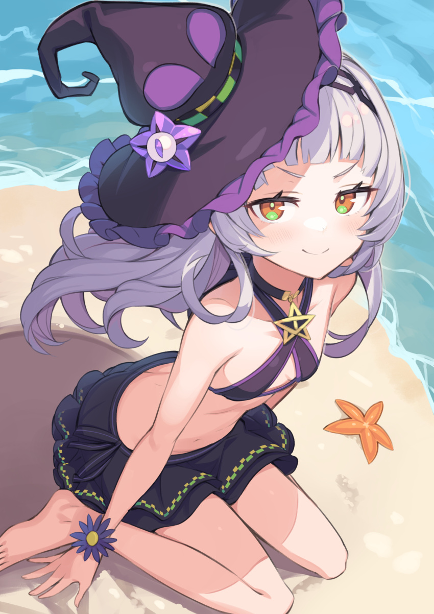 1girl beach bikini black_bikini black_hairband black_headwear breasts brown_eyes closed_mouth commentary_request hairband hat highres hololive long_hair looking_at_viewer murasaki_shion sand small_breasts smile solo swimsuit tam-u virtual_youtuber witch_hat yellow_eyes