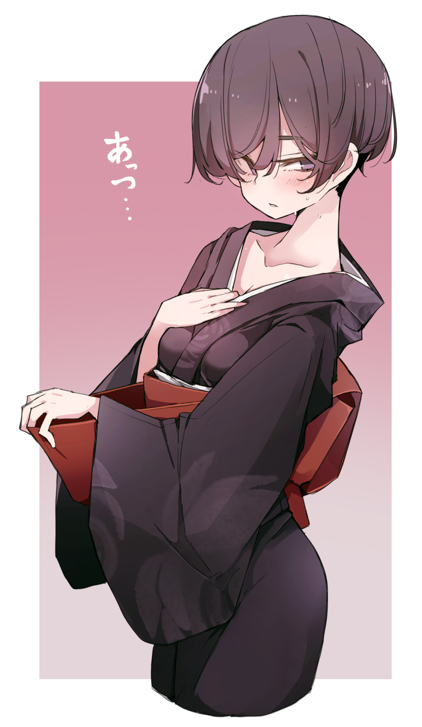 1girl blush border collarbone cropped_legs daikokutei_bunko gradient_background hand_on_own_chest highres japanese_clothes kimono obi outside_border parted_lips purple_background purple_eyes purple_hair purple_kimono sash short_hair sideways_glance solo sweat tansuke uchi_no_shisho_wa_shippo_ga_nai white_border wide_sleeves