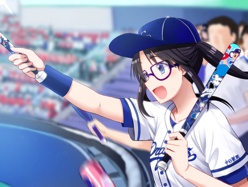 1girl arm_up baseball_bat baseball_cap baseball_stadium baseball_uniform black_hair blue_eyes blue_headwear blue_shirt blue_wristband blurry blurry_background blush breasts cheering chunichi_dragons collarbone doala extra from_side glasses hand_up hat highres holding holding_baseball_bat idolmaster idolmaster_shiny_colors jacket long_hair looking_at_another mitsumine_yuika nippon_professional_baseball ooike_teru open_mouth outdoors print_jacket purple-framed_eyewear shirt short_sleeves small_breasts smile solo sportswear sweatdrop twintails upper_body white_jacket