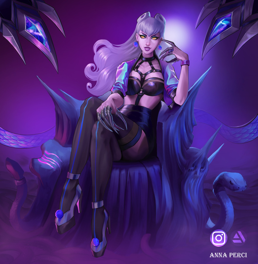 1girl absurdres annapaulaperci artstation_logo artstation_username asymmetrical_bangs between_breasts black_choker black_skirt black_thighhighs blue_eyeshadow bracelet breasts chair choker claw_(weapon) claw_mark cropped_jacket crossed_legs crystal dark_background demon demon_horns drop_earrings earrings evelynn_(league_of_legends) eyeshadow finger_to_cheek full_body grin hand_on_own_leg high_heels highres horns ice_cream_cone instagram_logo instagram_username jacket jewelry k/da_all_out_evelynn lashers league_of_legends looking_at_viewer makeup medium_breasts o-ring on_chair open_clothes open_jacket parted_lips purple_background purple_jacket purple_lips revealing_clothes skirt smile snake solo strap_between_breasts the_baddest_evelynn thighhighs weapon white_hair yellow_eyes