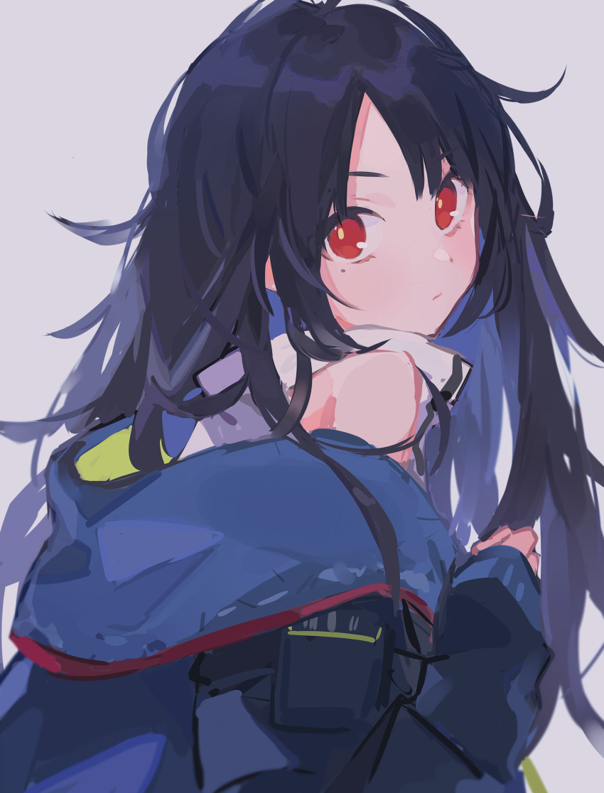 1girl absurdres black_hair blue_jacket c-ms_(girls'_frontline) closed_mouth girls'_frontline grey_background highres jacket light_blush long_hair long_sleeves looking_at_viewer mole mole_under_eye red_eyes shirt simple_background sleeveless sleeveless_shirt solo tarouoga upper_body white_shirt