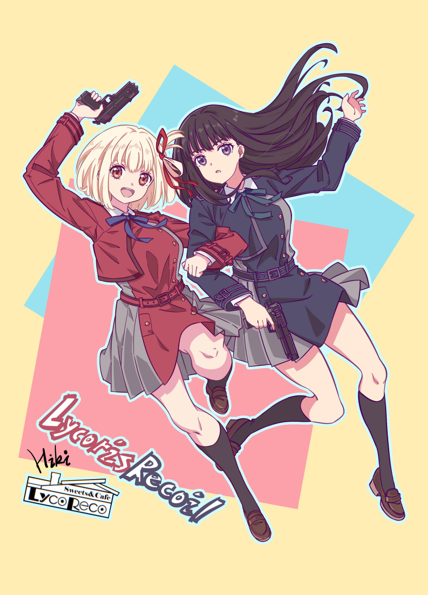 2girls absurdres black_hair black_socks blonde_hair blue_dress brown_footwear copyright_name dress floating_hair green_ribbon grey_dress gun hair_ribbon highres holding holding_gun holding_weapon inoue_takina kneehighs loafers locked_arms logo long_hair looking_at_viewer lycoris_recoil lycoris_uniform multiple_girls neck_ribbon nishikigi_chisato purple_eyes red_dress red_eyes red_ribbon ribbon shoes short_hair side_ahoge signature socks two-tone_dress weapon yizhihe_feiji