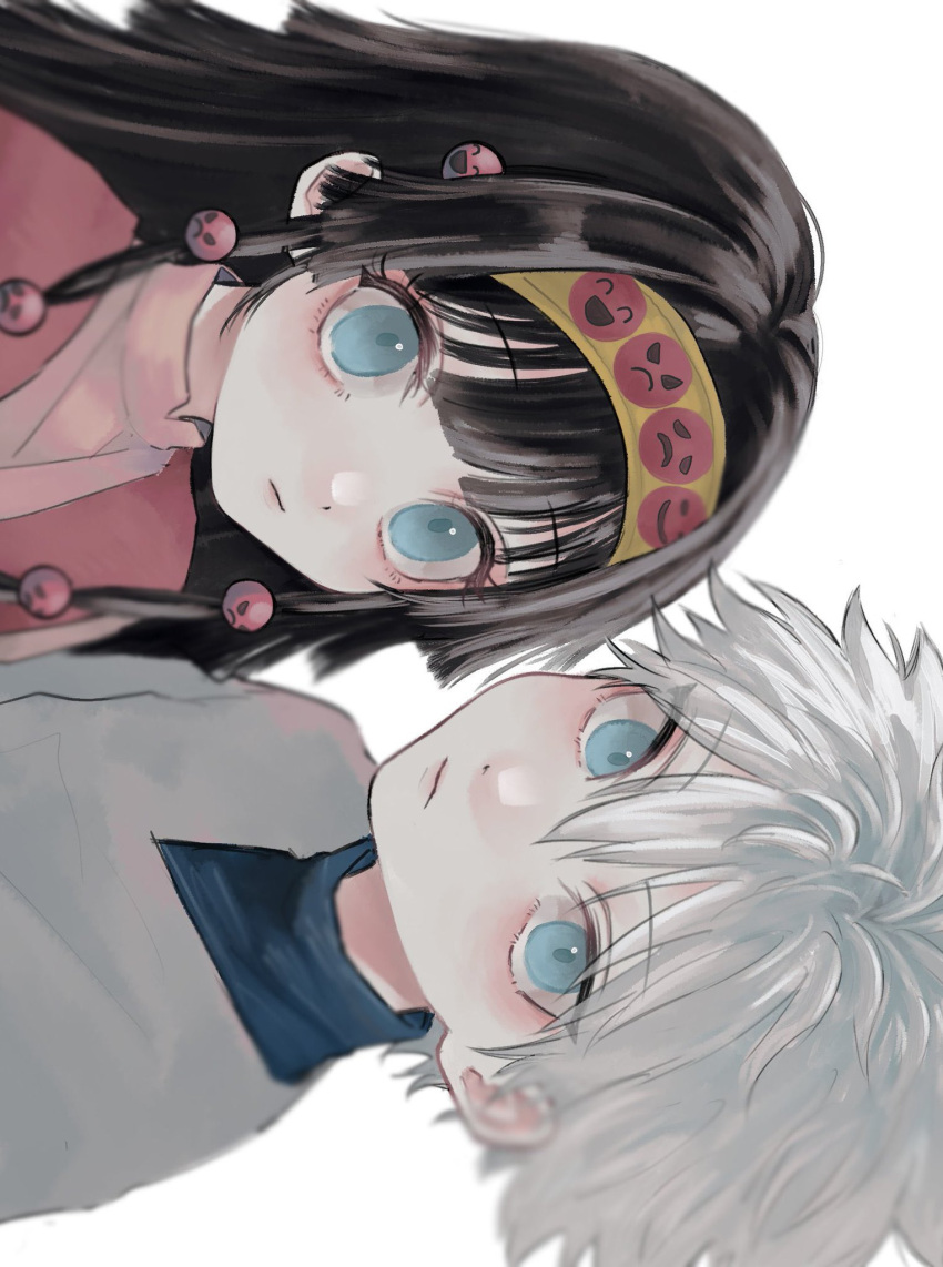 2boys alluka_zoldyck black_hair blunt_bangs brothers child closed_mouth grey_hair hairband highres hunter_x_hunter killua_zoldyck long_hair looking_at_viewer male_child multi-tied_hair multiple_boys otoko_no_ko oysi_mysi portrait siblings side-by-side sidelocks sideways simple_background smiley_face turtleneck white_background