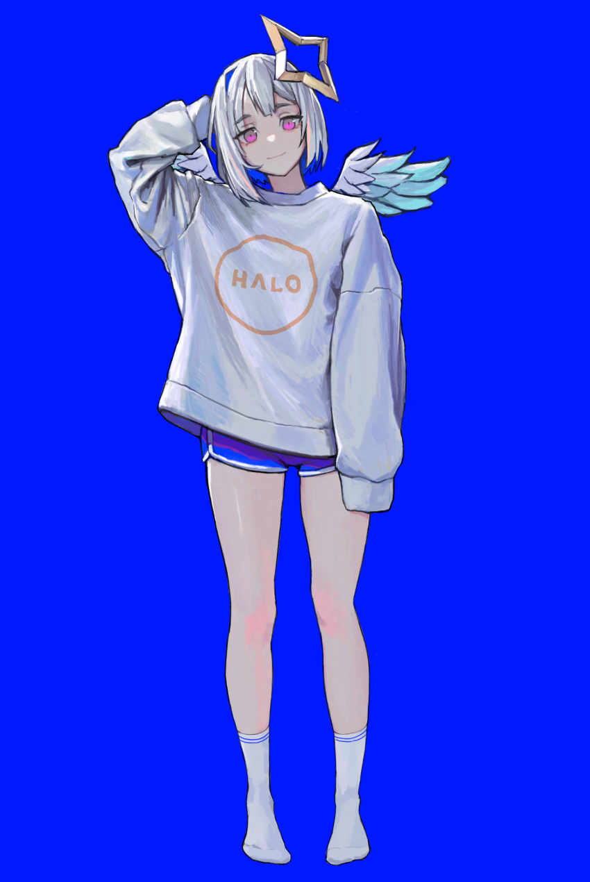 1girl alternate_costume amane_kanata angel arm_behind_head blue_background blue_eyes blue_hair blue_shorts bob_cut clothes_writing colored_inner_hair feathered_wings full_body grey_hair gym_shorts halo head_tilt highres hololive legs looking_at_viewer multicolored_hair no_shoes pink_eyes short_hair short_shorts shorts simple_background single_hair_intake sleeves_past_fingers sleeves_past_wrists smile socks solo standing star_halo straight-on streaked_hair sweater vertigris virtual_youtuber white_socks wings