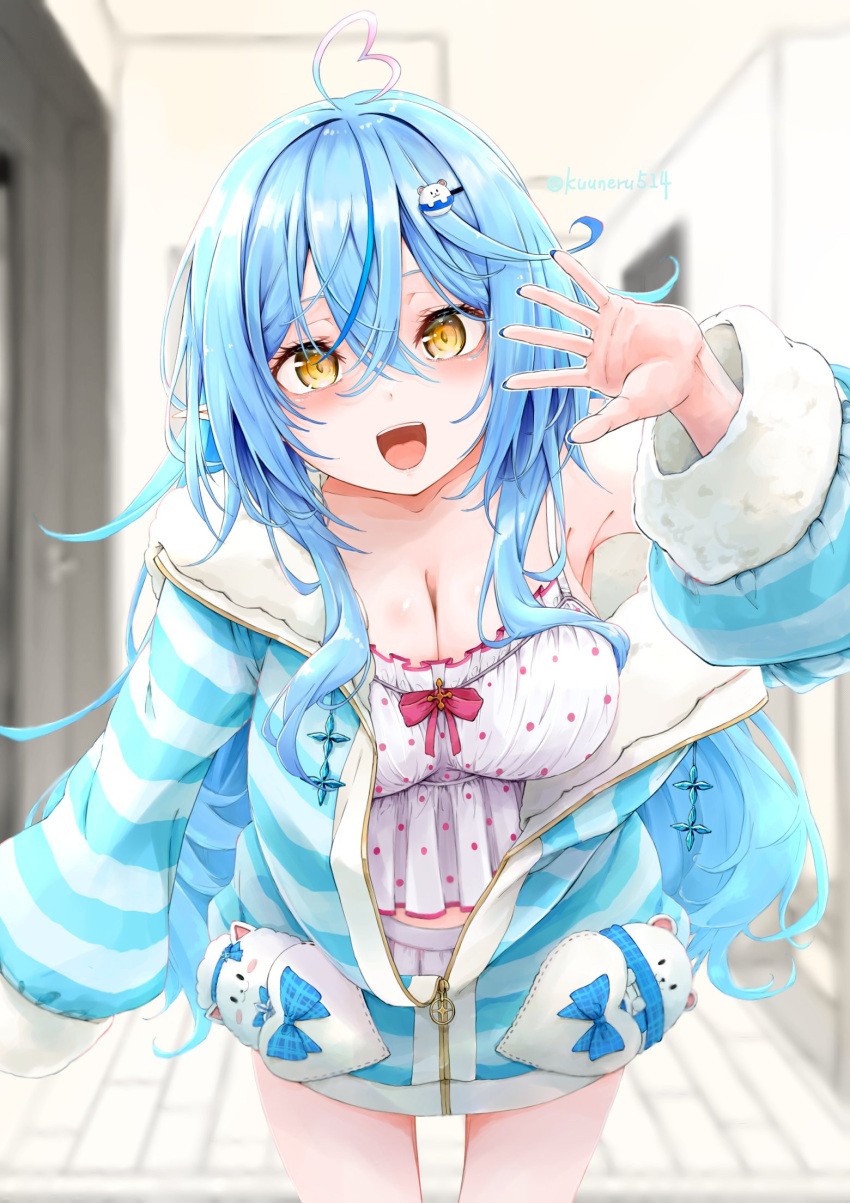 1girl :d ahoge blue_hair blue_jacket blush breasts camisole character_hair_ornament cleavage colored_tips cowboy_shot crossed_bangs daifuku_(yukihana_lamy) double-parted_bangs empire_waist frilled_camisole frilled_skirt frills fur-trimmed_jacket fur_trim hair_between_eyes hair_ornament hairclip hand_up heart heart_ahoge highres hololive indoors jacket kuuneru514 large_breasts leaning_forward long_hair looking_at_viewer messy_hair multicolored_hair official_alternate_costume open_mouth outstretched_hand pajamas partially_unzipped pointy_ears polka_dot_camisole pov_doorway skirt sleepwear sleeves_past_fingers sleeves_past_wrists smile solo streaked_hair striped striped_jacket twitter_username very_long_hair virtual_youtuber waving white_camisole white_skirt yellow_eyes yukihana_lamy yukihana_lamy_(4th_costume) yukimin_(yukihana_lamy)