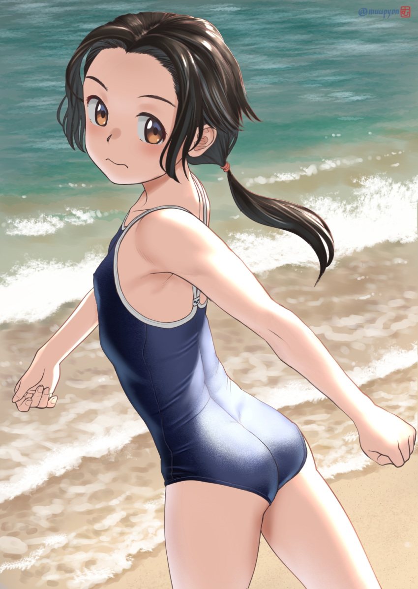 1girl ass bare_arms bare_shoulders beach black_hair blue_one-piece_swimsuit breasts closed_mouth commentary_request competition_school_swimsuit cowboy_shot expressionless forehead from_side highres looking_at_viewer looking_to_the_side low_ponytail medium_hair mu-pyon one-piece_swimsuit orange_eyes original outdoors paid_reward_available sand school_swimsuit small_breasts solo swimsuit tareme walking water waves