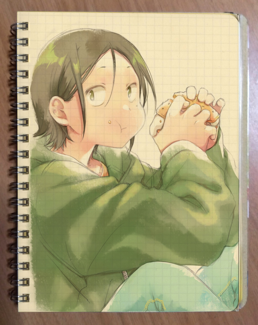 1boy black_hair burger eating food food_on_face green_eyes green_hoodie hekicha highres hood hoodie kabe_taijin long_sleeves looking_at_viewer male_focus paripi_koumei short_hair traditional_media