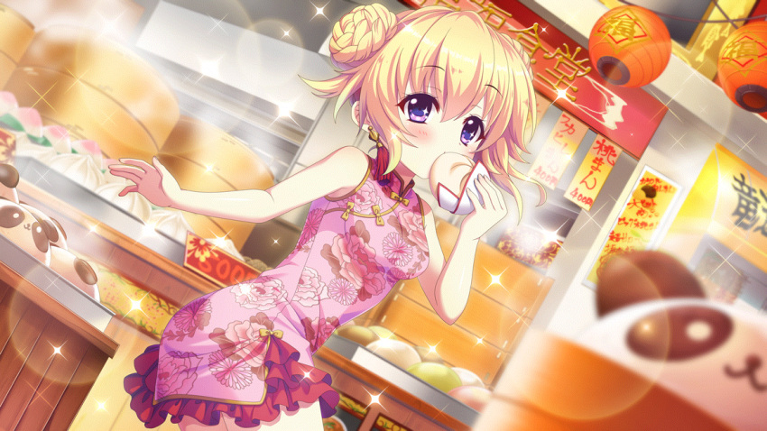 1girl ass baozi bare_arms bare_shoulders blonde_hair blurry blurry_foreground blush breasts china_dress chinese_clothes dot_nose double_bun dress dutch_angle earrings eating film_grain floral_print food game_cg hair_bun hasegawa_mii holding holding_food izumi_tsubasu jewelry lantern lens_flare looking_at_viewer market_stall non-web_source official_art panda paper_lantern pink_dress print_dress purple_eyes re:stage! short_hair small_breasts solo sparkle sparkling_eyes