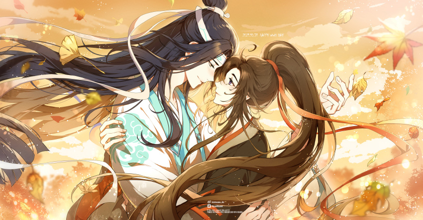 2boys ahoge artist_name bishounen black_hair black_robe blurry blurry_background blush brown_eyes brown_hair chinese_clothes closed_mouth cloud cloud_print commentary_request eye_contact eyelashes falling_leaves floating_hair ginkgo_leaf hair_between_eyes hair_bun hair_ornament hair_ribbon hand_up hanfu headband high_ponytail highres hug lan_wangji leaf lens_flare light_particles long_hair long_sleeves looking_at_another male_focus maple_leaf modao_zushi multiple_boys muse_(rainforest) noses_touching orange_sky outdoors parted_bangs ponytail profile red_ribbon ribbon robe sidelocks single_hair_bun sky smile tree twitter_logo twitter_username very_long_hair watermark wei_wuxian weibo_logo weibo_username white_headband white_ribbon white_robe whorled_clouds xiao_guan_(headdress) yaoi