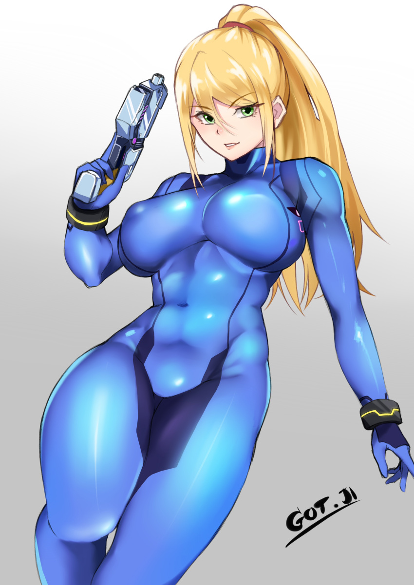 1girl abs absurdres artist_name blonde_hair blue_bodysuit bodysuit bracelet breasts covered_navel covered_nipples got_ji_(gojich1) gradient_background green_eyes grey_background gun handgun high_ponytail highres holding holding_gun holding_weapon jewelry large_breasts looking_at_viewer metroid muscular muscular_female paralyzer parted_lips samus_aran skin_tight smile solo super_smash_bros. toned weapon white_background zero_suit