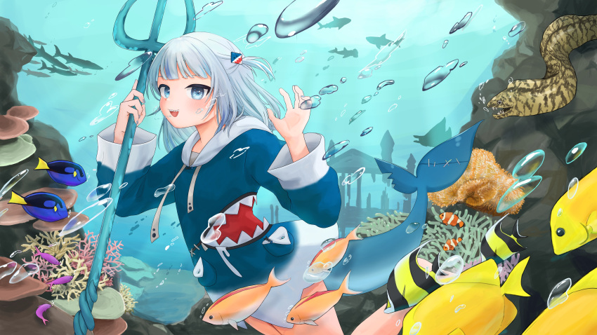 1girl absurdres air_bubble aka_tadaima atlantis blue_eyes blue_sweater bubble clownfish coral drawstring fins fish fish_request fish_tail gawr_gura grey_hair hammerhead_shark highres holding_trident hololive hololive_english hood hooded_sweater long_sleeves looking_at_viewer moorish_idol moray_eel one_side_up open_mouth pocket regal_blue_tang shark shark_tail sharp_teeth short_hair summer sweater tail teeth underwater upper_teeth_only yellow_tang