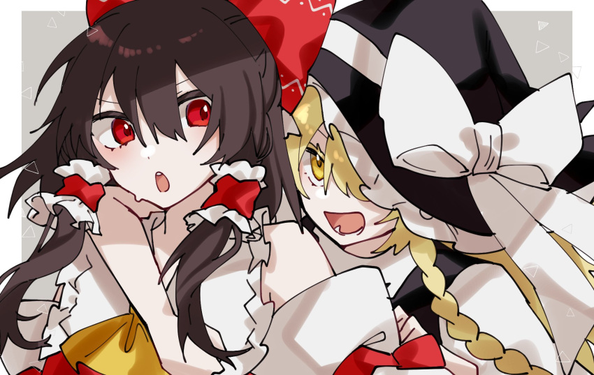 2girls arm_around_neck bare_arms blonde_hair bow braid brown_hair commentary_request frilled_hair_tubes frills grey_background hair_between_eyes hair_bow hair_tubes hakurei_reimu hat highres kirisame_marisa long_hair looking_at_another looking_to_the_side lower_teeth_only miko_(miko030751) multiple_girls open_mouth red_bow red_eyes simple_background teeth touhou upper_body upper_teeth_only very_long_hair witch_hat yellow_eyes yuri