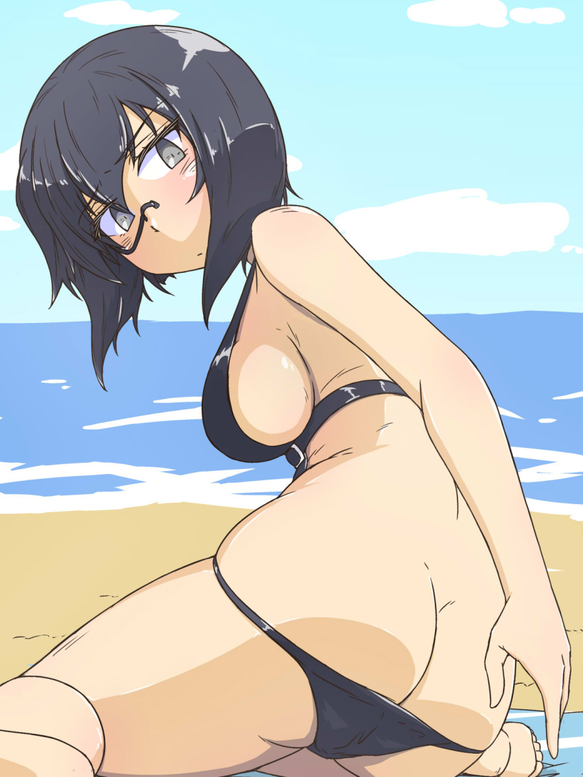 1girl back beach black-framed_eyewear black_eyes black_hair black_one-piece_swimsuit blue_sky blush bob_cut breasts butt_crack closed_mouth cloud cloudy_sky commentary day from_behind girls_und_panzer highres kawashima_momo leaning_to_the_side light_frown looking_at_viewer looking_back monocle ocean one-piece_swimsuit outdoors renshiu semi-rimless_eyewear short_hair sideboob sitting sky slingshot_swimsuit solo swimsuit under-rim_eyewear wariza