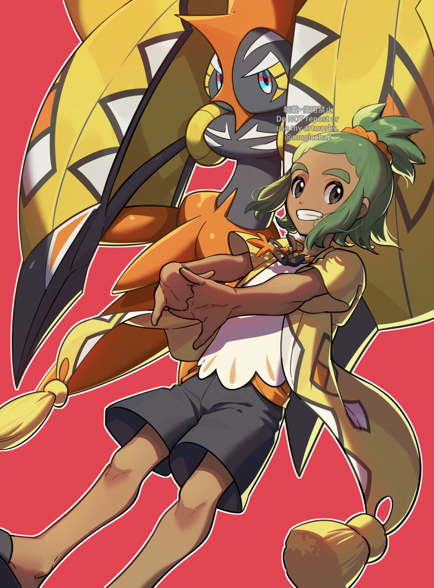 1boy absurdres coat commentary_request dark-skinned_male dark_skin green_hair grey_eyes grin hair_ornament hair_scrunchie hau_(pokemon) hau_(sygna_suit)_(pokemon) highres interlocked_fingers knees male_focus mugiccha2 official_alternate_costume open_clothes open_coat outline own_hands_together pink_background pokemon pokemon_(creature) pokemon_(game) pokemon_masters_ex scrunchie shirt short_ponytail short_sleeves shorts smile stretching tapu_koko teeth twitter_username watermark white_shirt yellow_coat