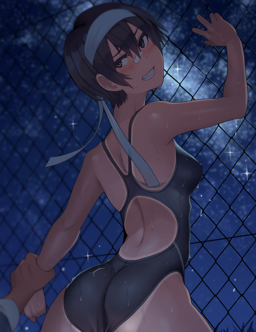 1boy 1girl absurdres ass blush breasts chain-link_fence commentary_request competition_swimsuit covered_nipples fence grin headband highres looking_at_viewer lvi medium_breasts night night_sky one-piece_swimsuit original outdoors short_hair sky smile sparkle swimsuit tan tanlines tomboy white_headband