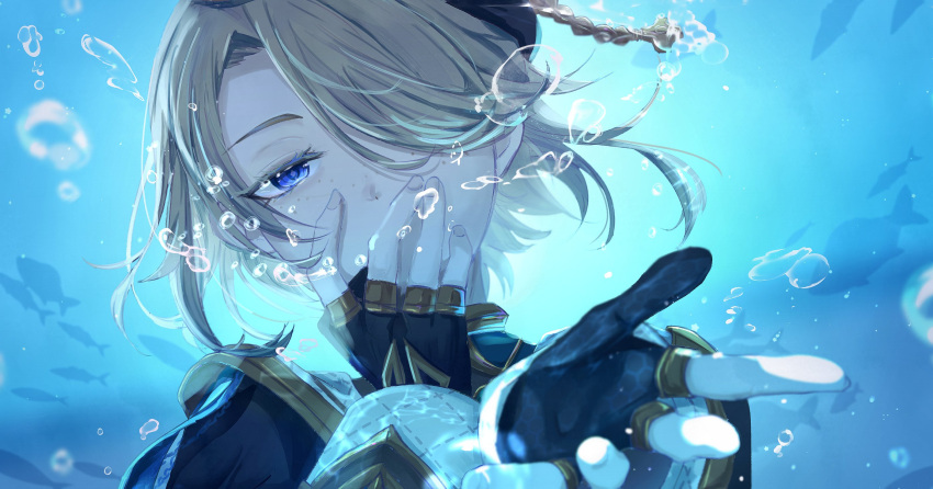 1boy 85uchronia bishounen blonde_hair blowing_kiss blue_eyes bubble fingerless_gloves fish freckles freminet_(genshin_impact) genshin_impact gloves hat highres male_focus short_hair solo underwater upper_body water