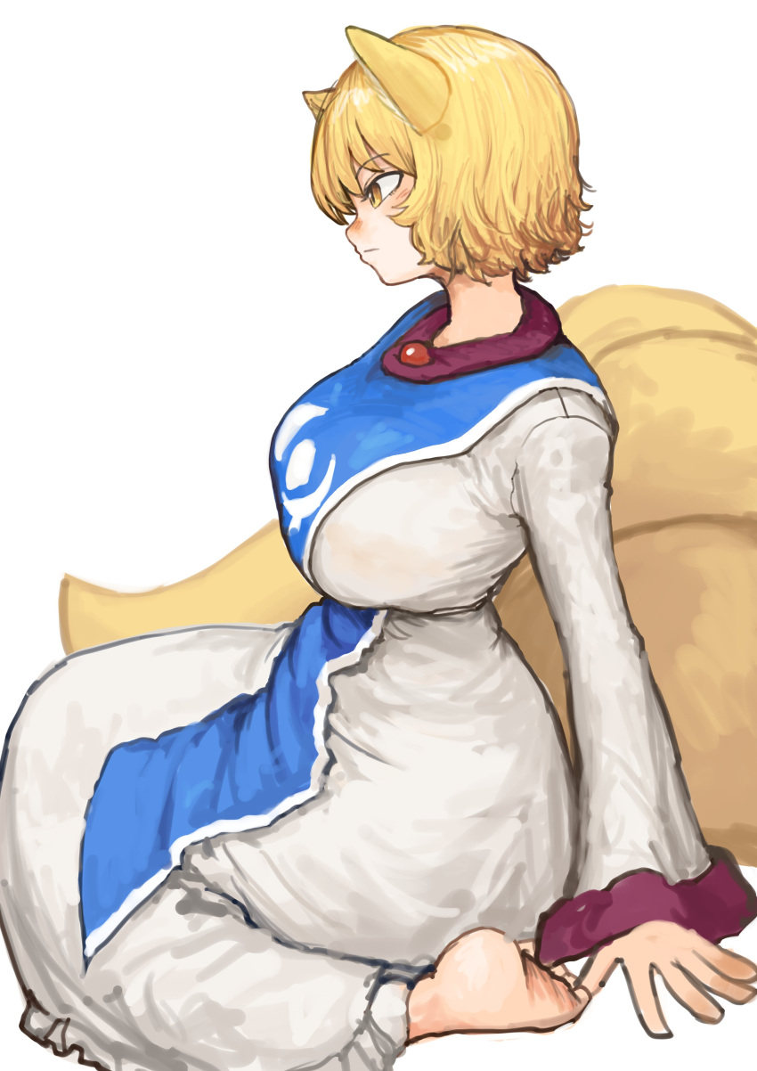 1girl absurdres animal_ears barefoot blonde_hair blue_tabard blush breasts chanta_(ayatakaoisii) dress fox_ears fox_tail highres large_breasts long_sleeves no_headwear profile short_hair simple_background soles solo tabard tail toes touhou white_background white_dress yakumo_ran