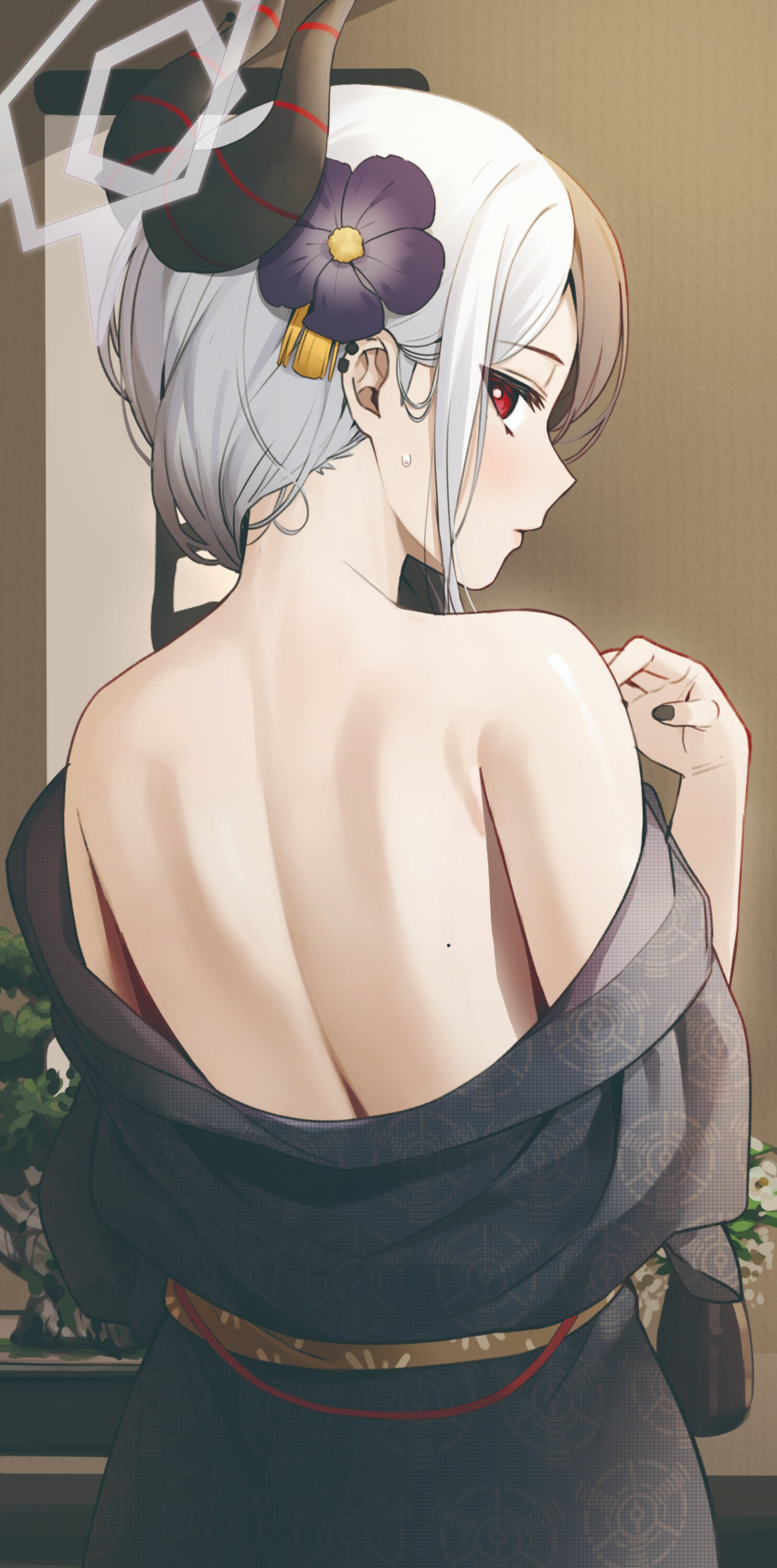 1girl absurdres back bare_back bare_shoulders black_kimono black_nails blue_archive blush breasts closed_mouth collarbone flower from_behind grey_hair hair_flower hair_ornament halo highres horns indoors japanese_clothes kayoko_(blue_archive) kayoko_(new_year)_(blue_archive) kimono looking_at_viewer looking_back meettheton mole mole_on_back mole_on_body off_shoulder official_alternate_costume red_eyes shoulder_blades simple_background solo sweat white_hair wide_sleeves yukata