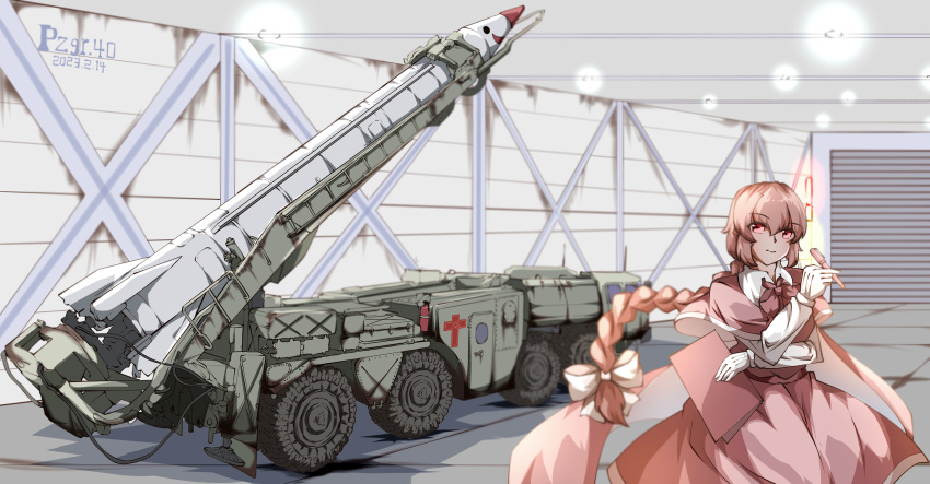 1girl absurdres anti-aircraft anti-aircraft_missile blurry blurry_background bow braid braided_ponytail capelet chinese_commentary closed_mouth commentary_request dated dress hair_bow highres holding holding_pen indoors long_hair long_sleeves looking_at_viewer mimi-chan missile okazaki_yumemi pen pzgr.40 red_capelet red_dress red_eyes red_hair signature smile touhou touhou_(pc-98) white_bow