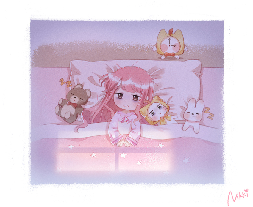 1girl alarm_clock bags_under_eyes blush bow bowtie brown_eyes cat character_name clock dark highres long_hair looking_at_viewer lying miracle_nikki momo_(miracle_nikki) nikki_(miracle_nikki) official_art on_bed pajamas parted_lips pink_hair pink_pajamas shining_nikki signature star_(symbol) stuffed_animal stuffed_toy teddy_bear teeth under_covers unhappy white_cat yellow_cloak zzz