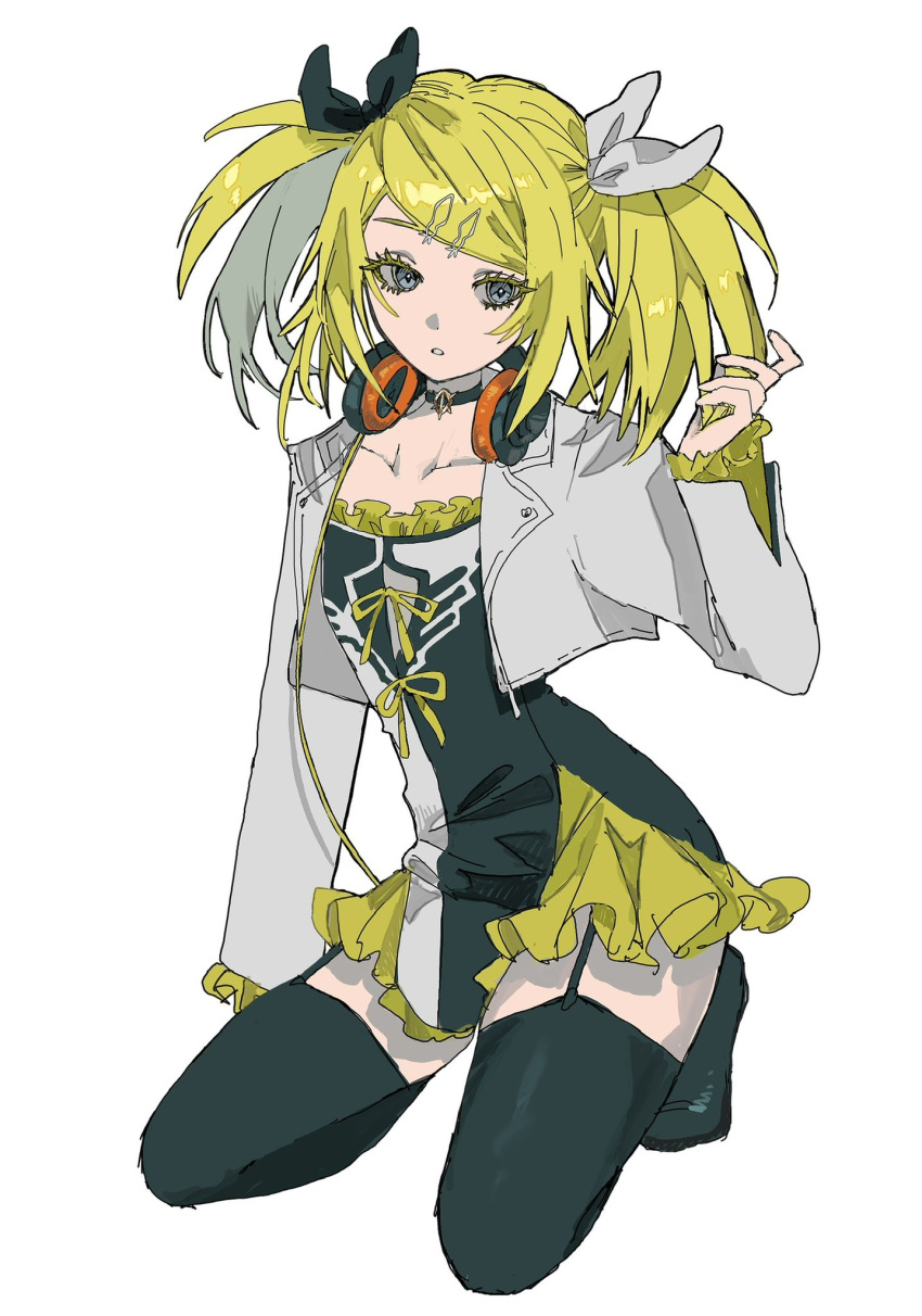 1girl :o black_bow black_dress black_thighhighs blonde_hair blue_eyes bow collarbone cropped_jacket dress full_body garter_straps grey_jacket hair_bow hair_ornament hairclip hand_up headphones headphones_around_neck highres holding_own_hair inu_totemo jacket kagamine_rin kneeling long_hair long_sleeves looking_at_viewer parted_lips pleated_dress roshin_yuukai_(vocaloid) short_dress sidelocks simple_background solo swept_bangs teeth thighhighs twintails two-tone_dress vocaloid white_background white_bow white_dress