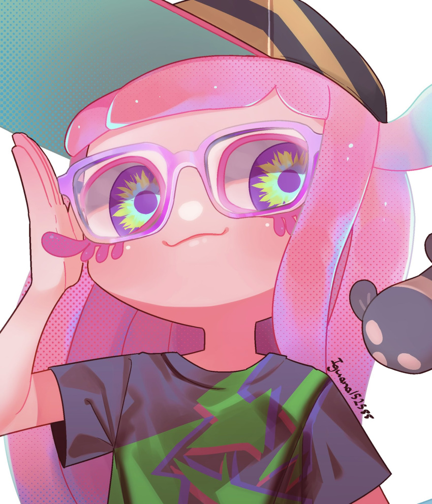 1girl :3 adjusting_eyewear arm_up artist_name baseball_cap bespectacled black_shirt blue_hair closed_mouth colored_eyelashes commentary_request glasses gradient_hair hair_flaps halftone harmony's_clownfish_(splatoon) harmony_(splatoon) hat highres iguana152588 long_hair multicolored_eyes multicolored_hair no_nose pink-framed_eyewear pink_hair portrait purple_eyes purple_pupils shirt short_sleeves smile solo splatoon_(series) splatoon_3 striped_clothes striped_headwear tentacle_hair white_background