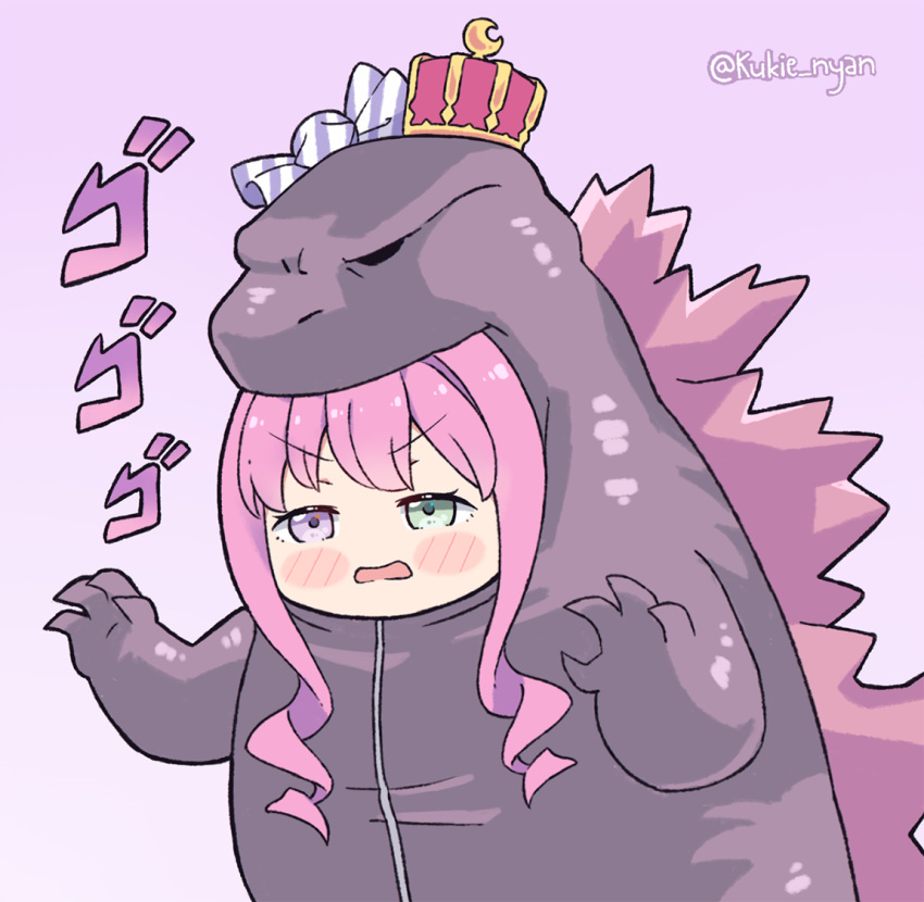 1girl blush blush_stickers candy chibi commentary cosplay crown food godzilla godzilla_(cosplay) godzilla_(series) green_eyes heterochromia himemori_luna hololive kukie-nyan open_hands open_mouth pink_background pink_hair purple_background purple_eyes sidelocks simple_background solo twitter_username upper_body v-shaped_eyebrows virtual_youtuber