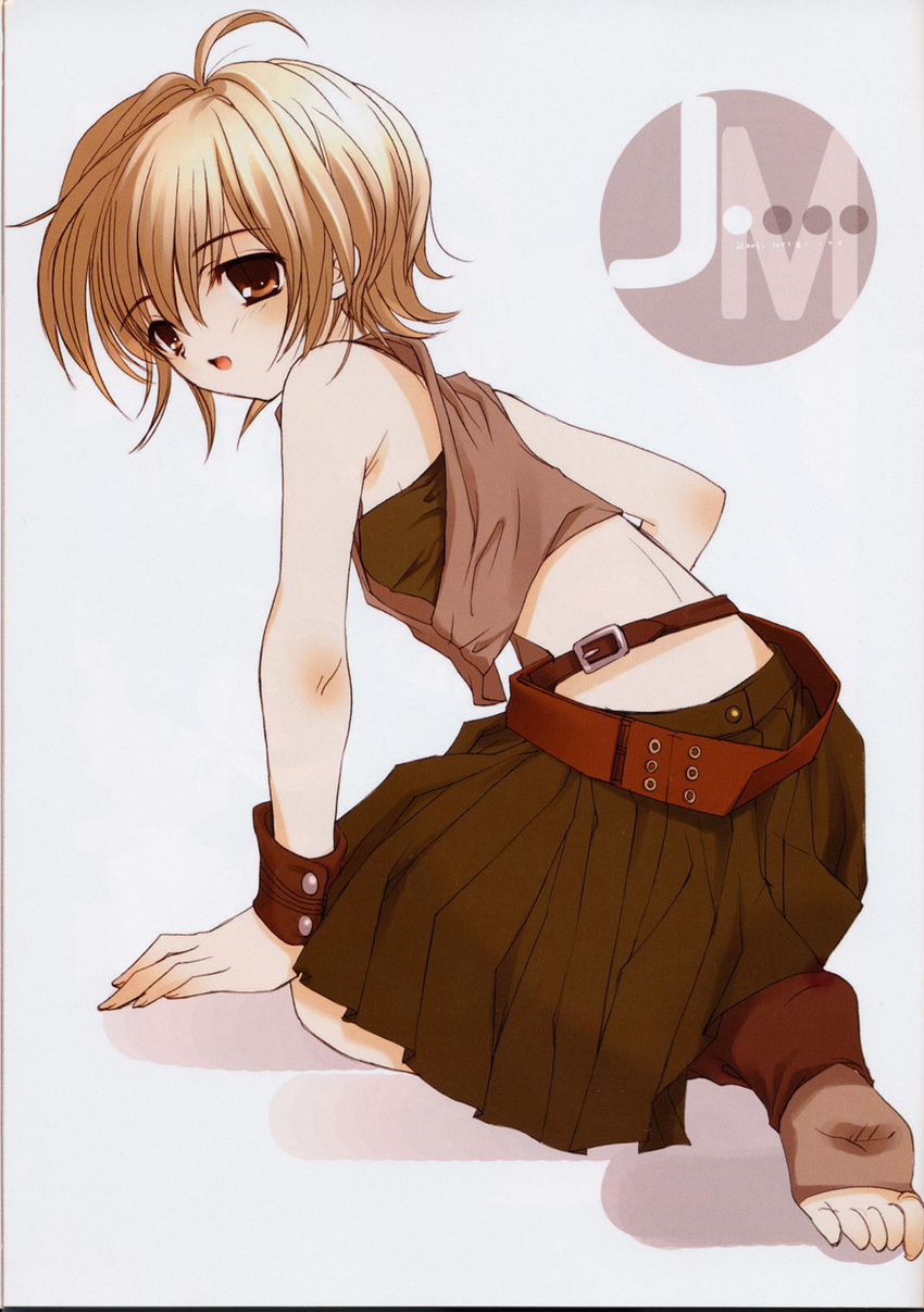 :d ahoge arm_support bandeau barefoot belt beltskirt brown_eyes brown_hair from_behind highres itou_noiji kneeling leaning_forward looking_at_viewer looking_back midriff open_mouth original scan short_hair simple_background skirt smile solo toeless_legwear white_background wrist_cuffs