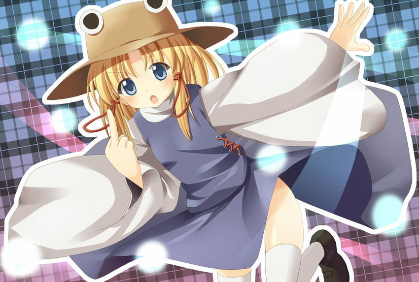 :o blonde_hair blue_eyes blush francis_de_lariatte hair_ornament hat middle_finger moriya_suwako open_mouth short_hair solo thighhighs touhou white_legwear