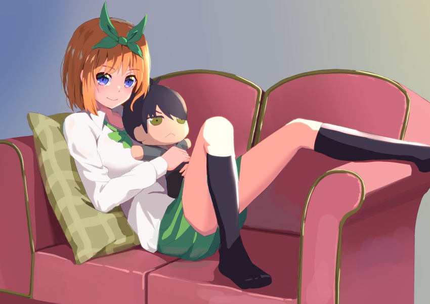 1girl :&lt; absurdres black_hair black_socks blue_eyes blush character_doll closed_mouth collared_shirt commentary convenient_leg couch foot_out_of_frame four-leaf_clover_day go-toubun_no_hanayome green_ribbon green_skirt hair_between_eyes hair_ribbon highres holding holding_stuffed_toy indoors kneehighs knees_up leaning_back long_sleeves looking_at_viewer medium_hair miniskirt nakano_yotsuba no_shoes on_couch orange_hair pleated_skirt ribbon school_uniform shirt short_hair sitting skirt smile socks solo straight_hair stuffed_toy uesugi_fuutarou white_shirt yasuba_yuichi yellow_eyes