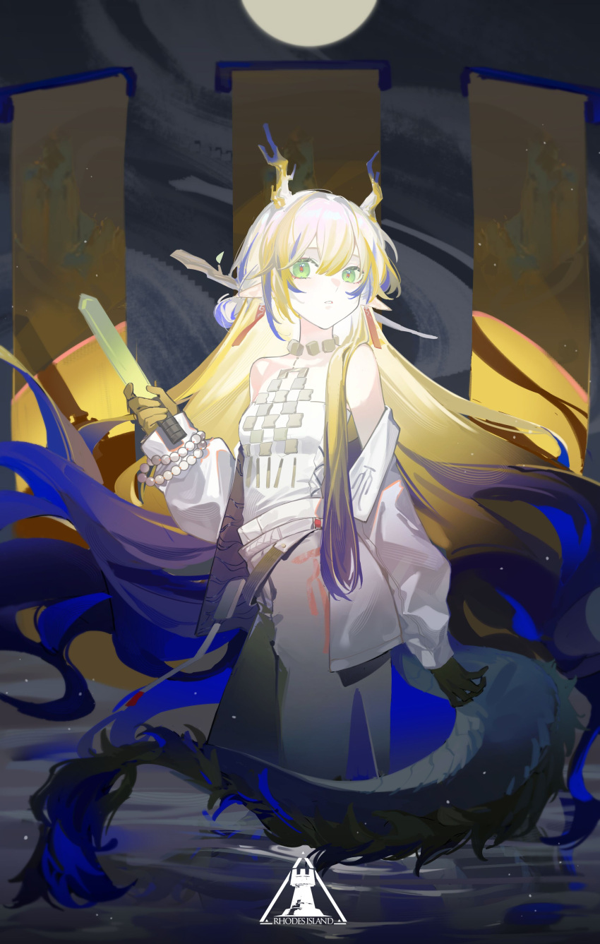 1girl absurdres arknights bare_shoulders blonde_hair blue_hair blue_horns bracelet commentary_request cowboy_shot dragon_girl dragon_horns dragon_tail gradient_hair green_eyes hair_ornament hair_stick highres holding horns jacket jewelry lai_dou_laile_555 long_hair long_sleeves looking_at_viewer multicolored_hair off_shoulder open_clothes open_jacket pants parted_lips pearl_bracelet pointy_ears rhodes_island_logo_(arknights) shirt shu_(arknights) solo strapless strapless_shirt tail tube_top very_long_hair wading water white_hair white_jacket white_pants white_shirt white_tube_top yellow_horns