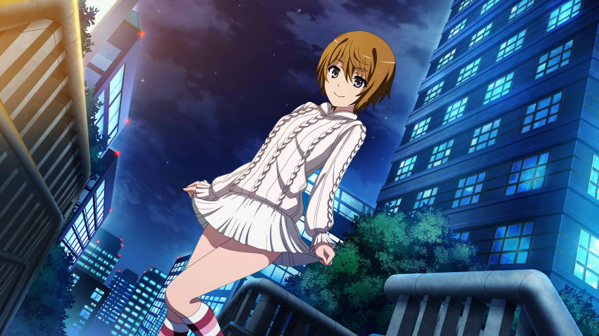 absurdres aran_sweater breasts brown_hair building cable_knit city cityscape closed_mouth cloud cloudy_sky curtsey dress foot_up grey_eyes highres kinuhata_saiai long_sleeves looking_at_viewer multicolored_socks night night_sky official_art pink_socks railing second-party_source short_hair skirt_hold sky small_breasts smile socks standing standing_on_one_leg star_(sky) starry_sky striped_clothes striped_socks sweater sweater_dress toaru_majutsu_no_index tree white_dress white_socks