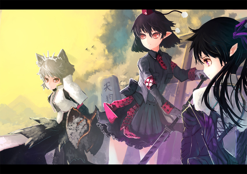 adapted_costume black_hair hat himekaidou_hatate inubashiri_momiji long_hair multiple_girls no_hat no_headwear pointy_ears red_eyes shameimaru_aya short_hair silver_hair sword tokin_hat touhou tragic_comedy twintails weapon